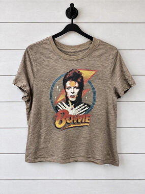 Gap David Bowie graphic tee Graphic Tee in Brown Size Medium Like New